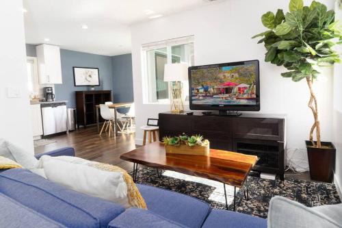 North Park House | North Park Retreat! Trendy & Tranquil 2br/2ba Home
