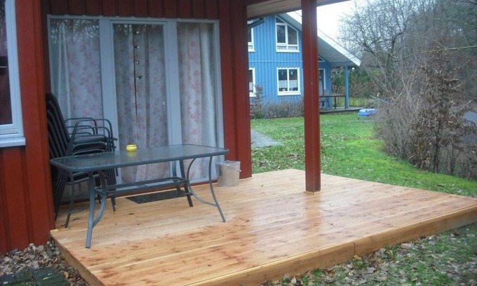 Bremke House | North Sea Holiday Home in Horumersiel with Terrace, Barbecue