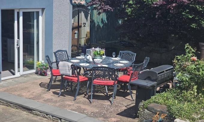 Magherafelt House | Northern Ireland Oasis Retreat