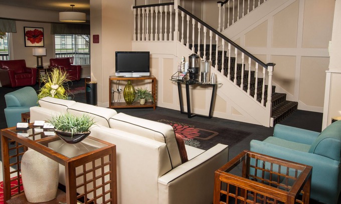 Springfield Hotel | Northfield Inn, Suites & Conference Center