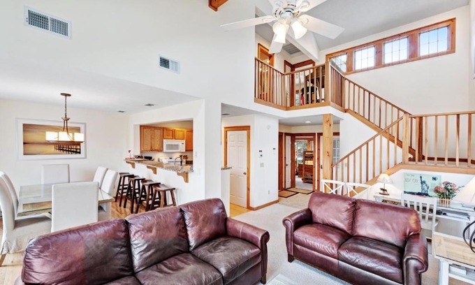 Tannersville House | Northridge 468