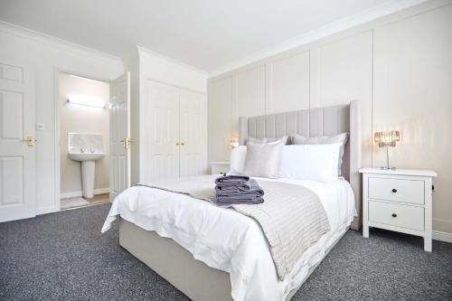 Norwich House | Norwich Home Ideal For Teams & Professionals