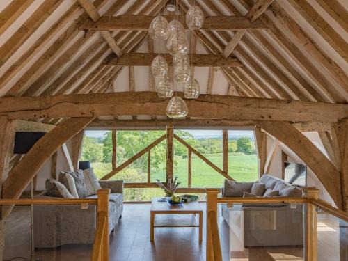 Sittingbourne House | Norwood Barn