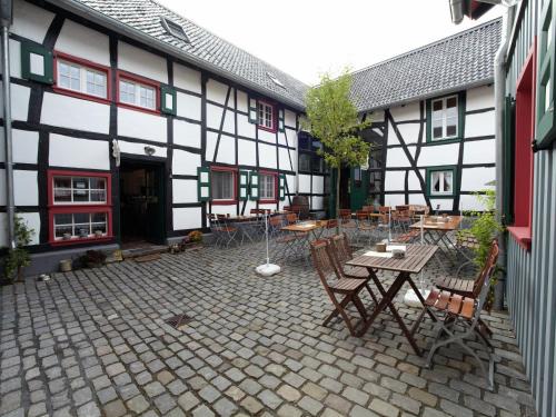 Schleiden Apartment | Nostalgic apartment in the Eifel region