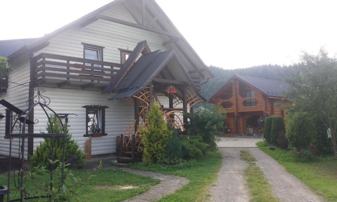 Mykulychyn Cabin | Nota Bene Mykulychyn