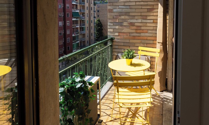 Giambellino Apartment | notaMi - Coronelli - Flower District
