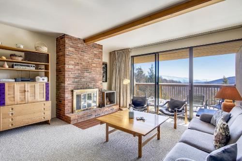 Stowe Area House | Notchbrook 28AB