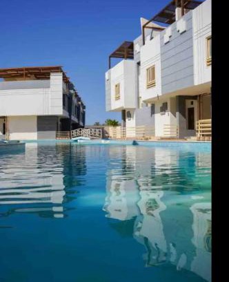 Village Road Apartment | Noura Luxury Hotel Villa with free Pool and Beach access in Hurghada