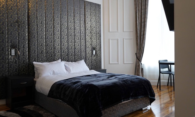 Pollokshields Apartment | Novana ApartHotel