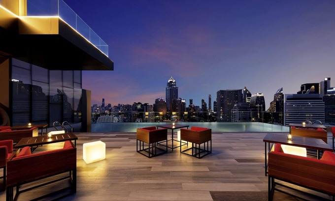 Nana Hotel | Novotel Bangkok Sukhumvit 4