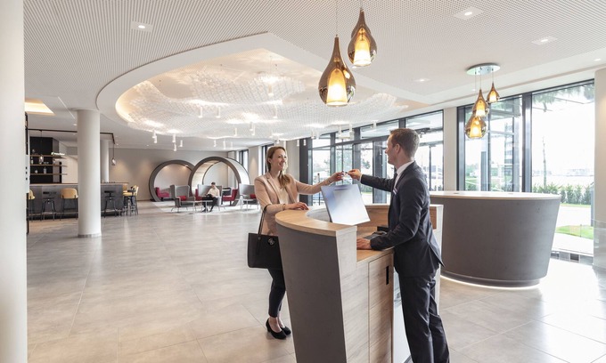 Lichtenbroich Hotel | Novotel Duesseldorf Airport