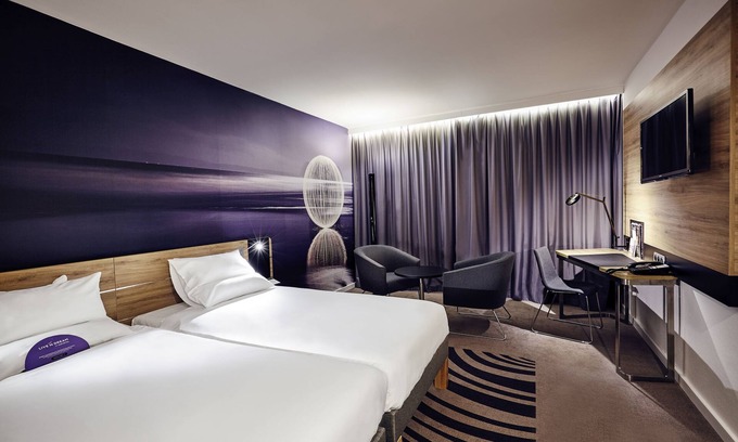 Limoges Hotel | Novotel Limoges Le Lac