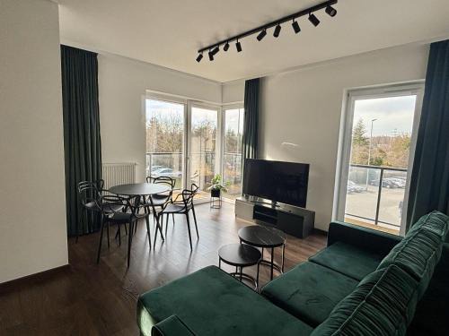 Lodz Apartment | Nowoczesny apartament Pomorska Park, świetny dojazd, blisko centrum, UŁ, CKD UMed, Lumumbowo