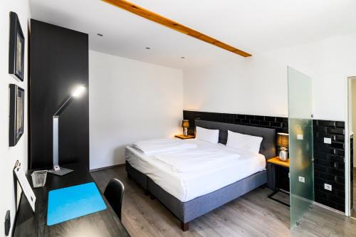 Wiesdorf Apartment | npartment - Leverkusen City