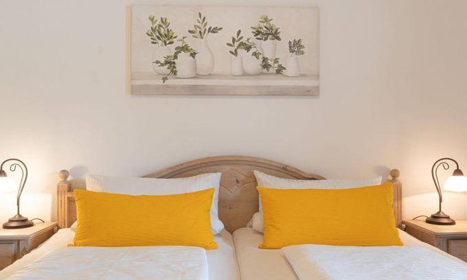 Wallgau Apartment | "Nr. 5" Apartment Karwendelblick, 1 bedroom, shower, WC - Sabine, house