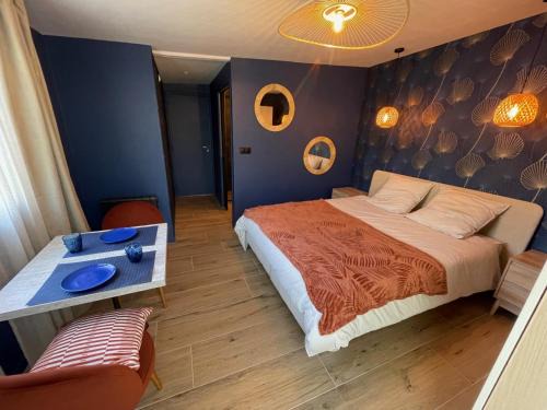 Parame Bed & Breakfast | Nuit bleutée