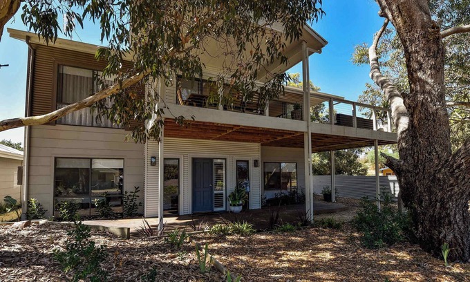 Waterhouse House | Nulla's - Long Beach