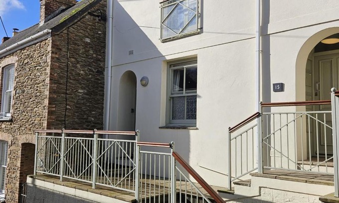 St. Mawes House | Number 1