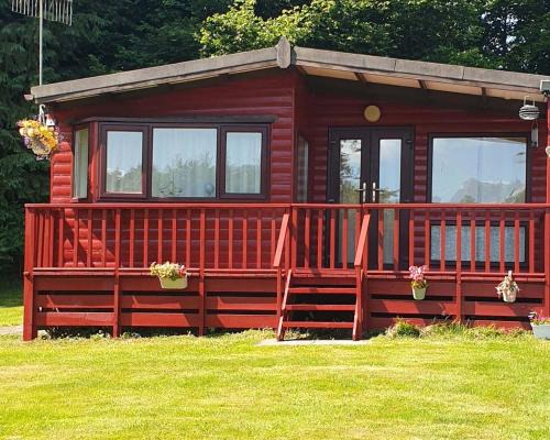Builth Wells House | Number 8 Lodge Caer Beris