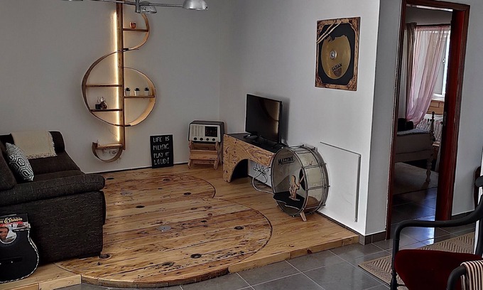 Casais do Rio House | Nuphar Villa, Equipped kitchen, Wifi !New!
