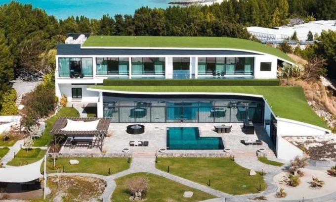 Abu Dhabi Villa | Nurai Losin Estate Villa