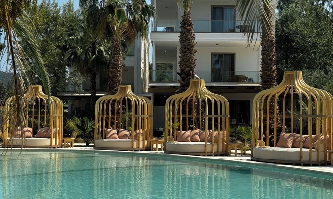 Pefkochori House | Nusa Suites & Villas