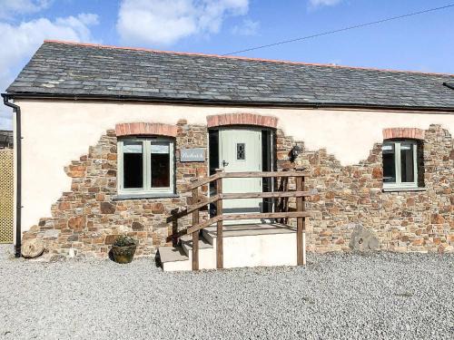 Holsworthy House | Nuthatch Barn