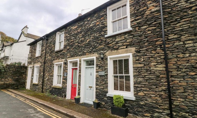 Bowness-on-Windermere House | Nutkin Cottage