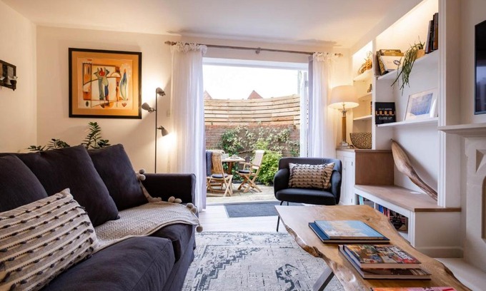 New Forest District House | Nutmeg House