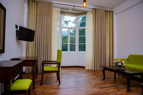 Nuwara Eliya Hotel | Nuwara Eliya Golf Club