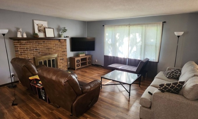North Central Omaha House | NW Omaha home, fit for families