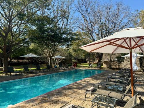 Maruleng Cabin | Nyati Safari Lodge