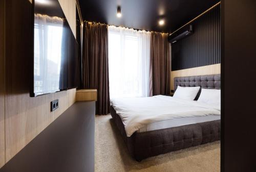 Shevchenkivs'kyi District Apartment | Nyvky Like Home - Файна Таун із сезонним басейном - Кв 175 низький поверх