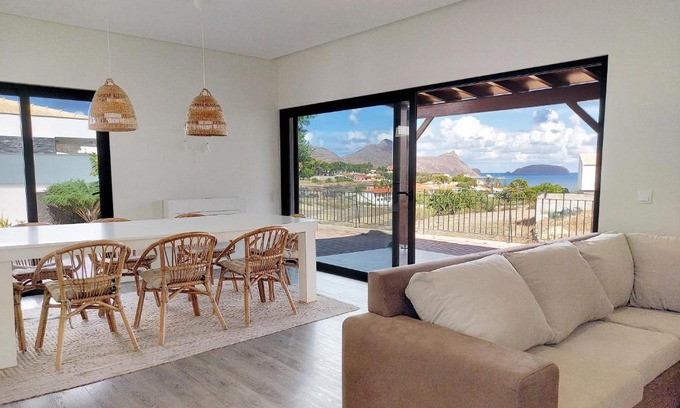 Vila Baleira Villa | Oásis by BCA Villas