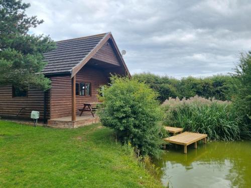 Fitling House | Oak 9 Hot Tub