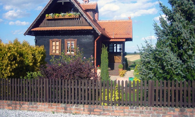 Marusevec House | Oak Cottage Getaway in Northern Croatia