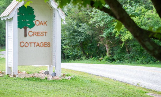Eureka Springs Cabin | Oak Crest Cottages & Treehouses