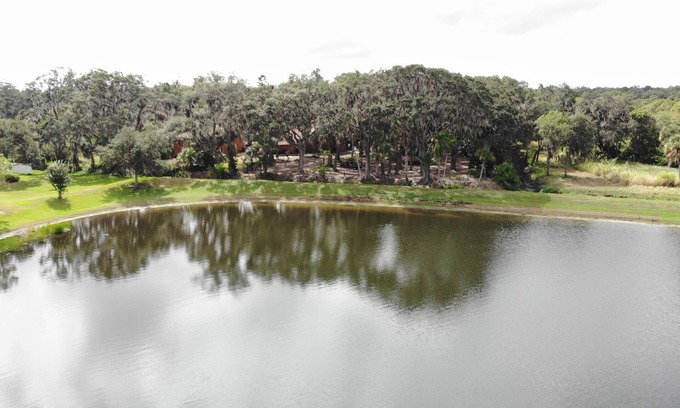 Trailer Estates Apartment | Oak Hammock On The Lake
