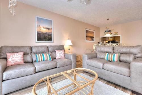 Caswell Beach House | Oak Island Beach Villa 801