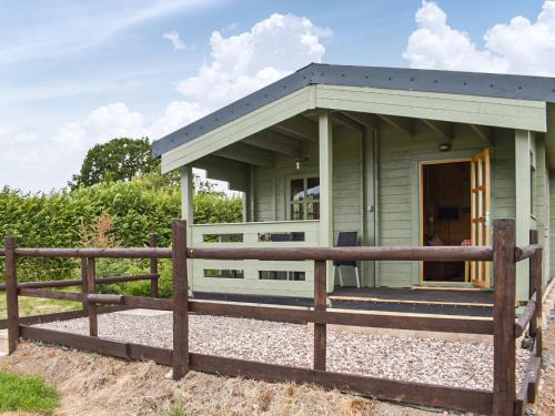 Moreton House | Oak Lodge