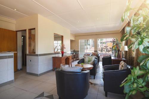 Grahamstown House | Oak lodge Guest House