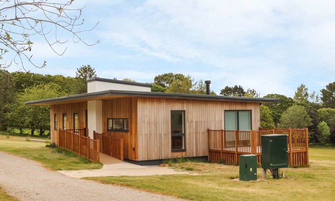Carnon Downs Cottage | OAK, pet friendly, with open fire in Truro