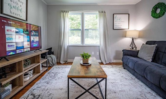 Oak Ridge House | Oak Ridge Charmer II (7 miles from Windrock)