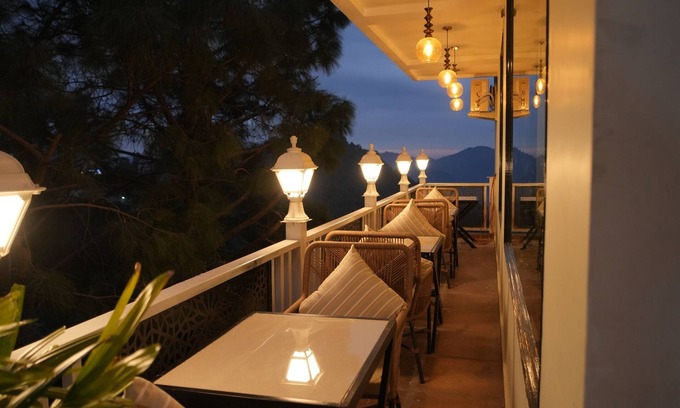 Dharampur Hotel | Oakhill Resort