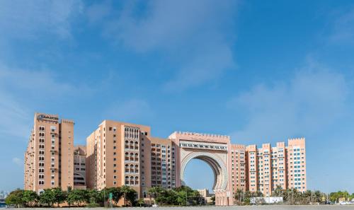 Discovery Gardens Hotel | Oaks Ibn Battuta Gate Dubai