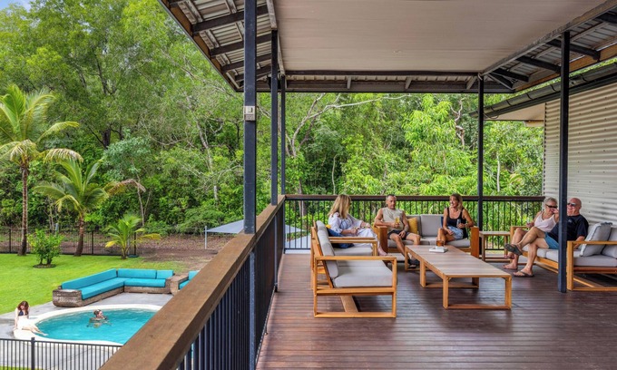 Dundee Beach House | Oasis by Anglers Choice