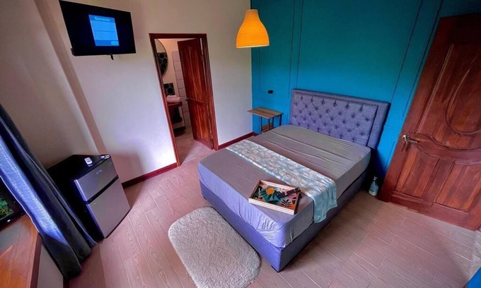Barrio Pilo Apartment | Oasis by Franklin #8