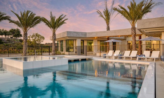 Temecula House | Oasis Del Sol by AvantStay Pool, Hot Tub, Views, Outdoor Dining, Open Spaced Living Area
