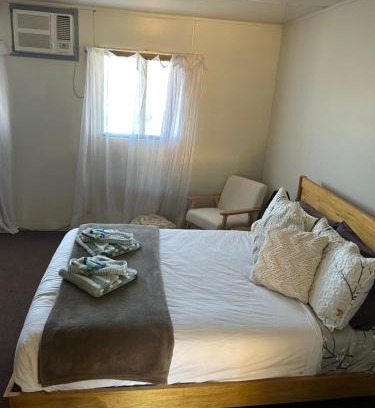 Torrens Creek Hotel | Oasis Exchange Hotel