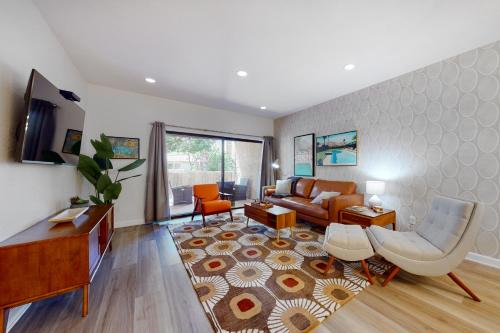 Palm Springs Apartment | Oasis Harmony Permit #58722